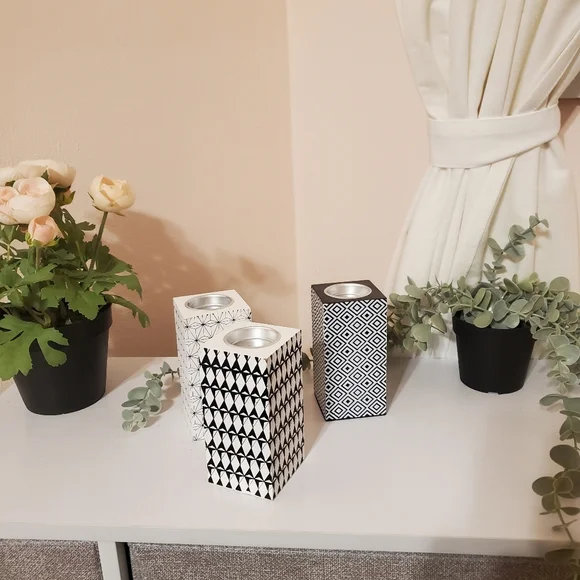 3 Black & White Stylish Tea Candle Holders - Picture 1 of 5